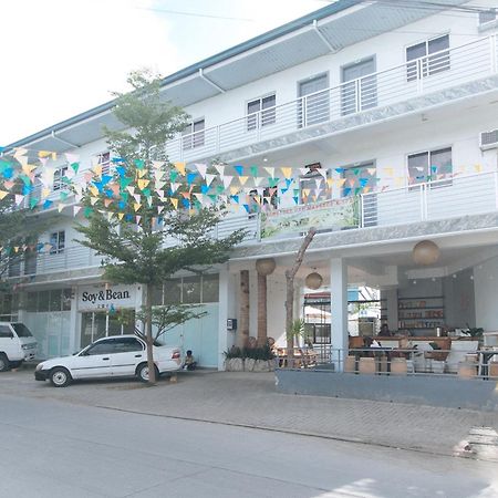 Reddoorz At Fat J Apartelle Mactan Cebú Exterior foto